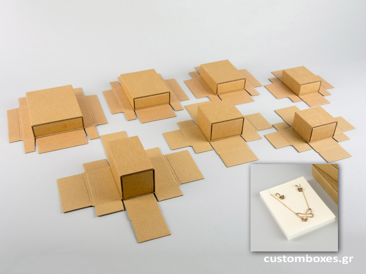 Matchboxes with ivory velvet base